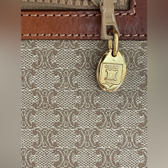 ⭐️CELINE Macadam Vintage Envelope Clutch Bag⭐️Always Authentic⭐️ - Picture 6 of 17